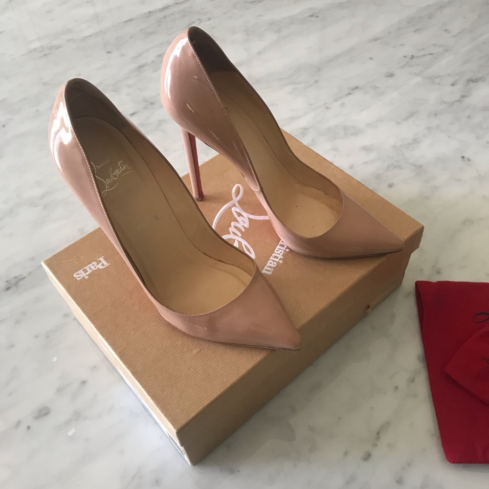 Christian Louboutin Pigalle patent nude leather 39